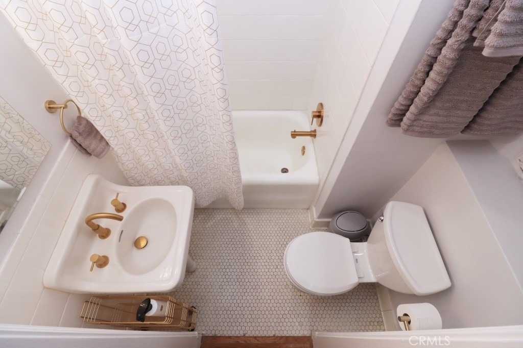 315 W 3rd - Photo 12