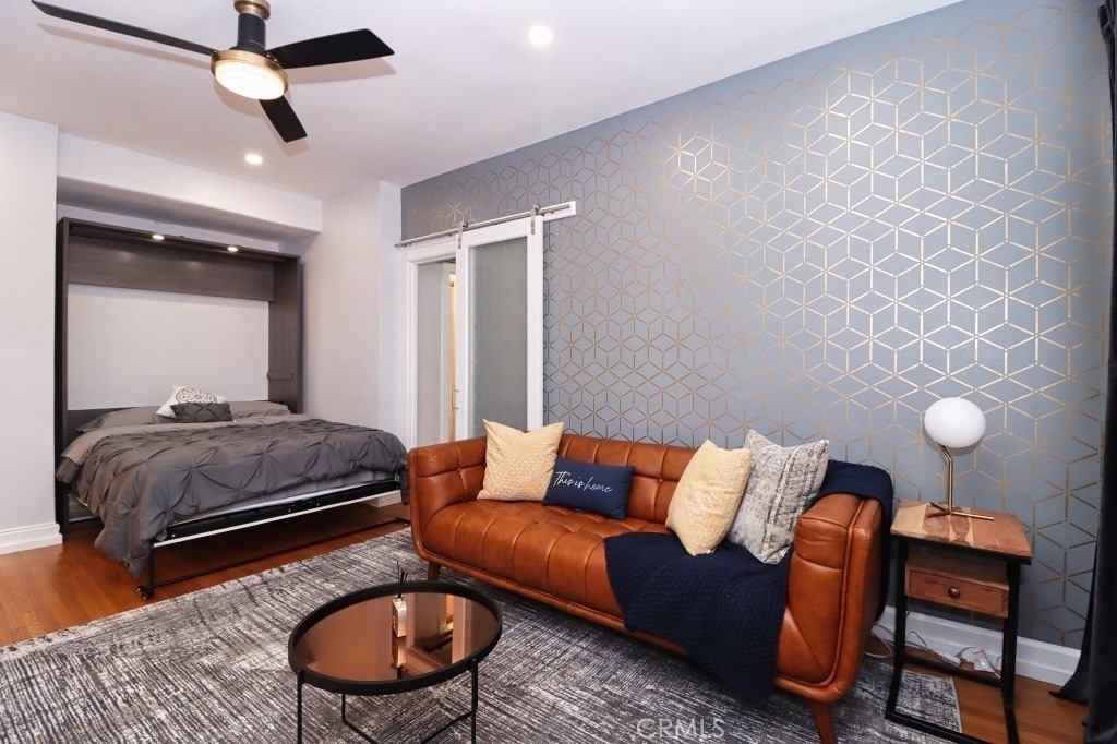 315 W 3rd - Photo 0