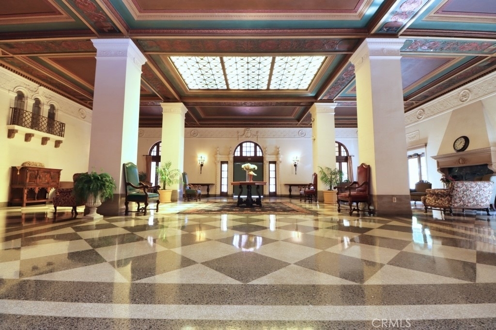 315 W 3rd - Photo 10