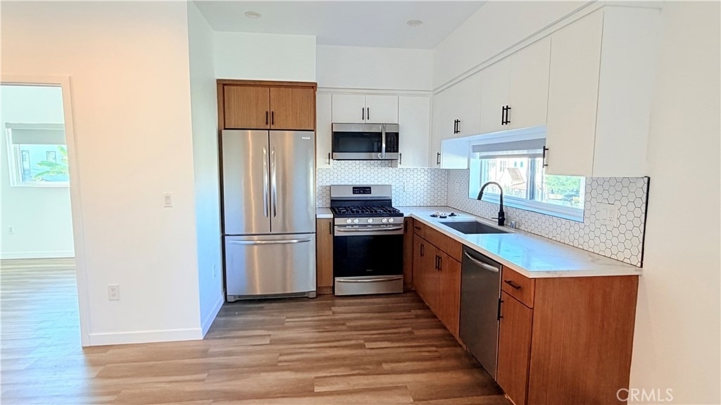 1418 S Cloverdale Avenue - Photo 17
