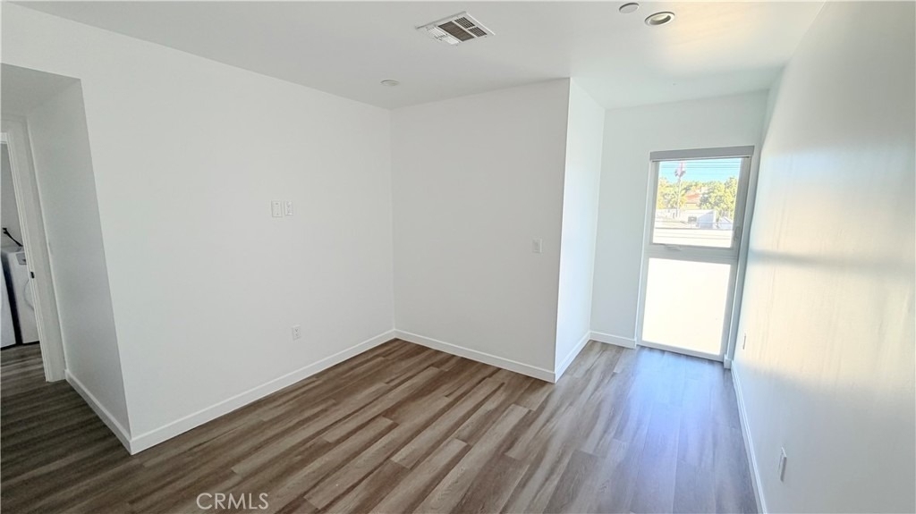 1418 S Cloverdale Avenue - Photo 5