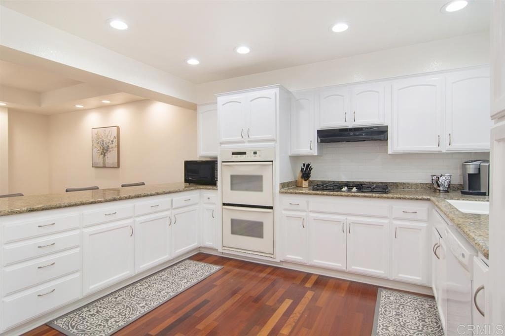 942 D Avenue - Photo 14