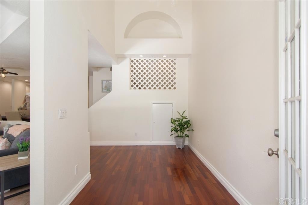942 D Avenue - Photo 3