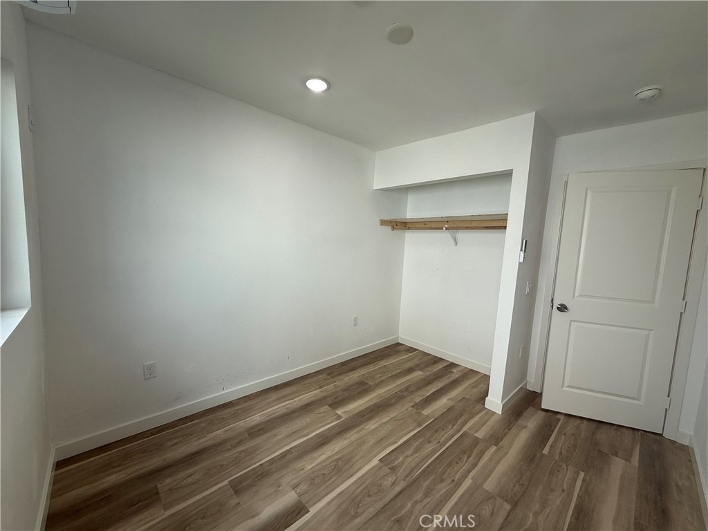 466 S Mott Street - Photo 5