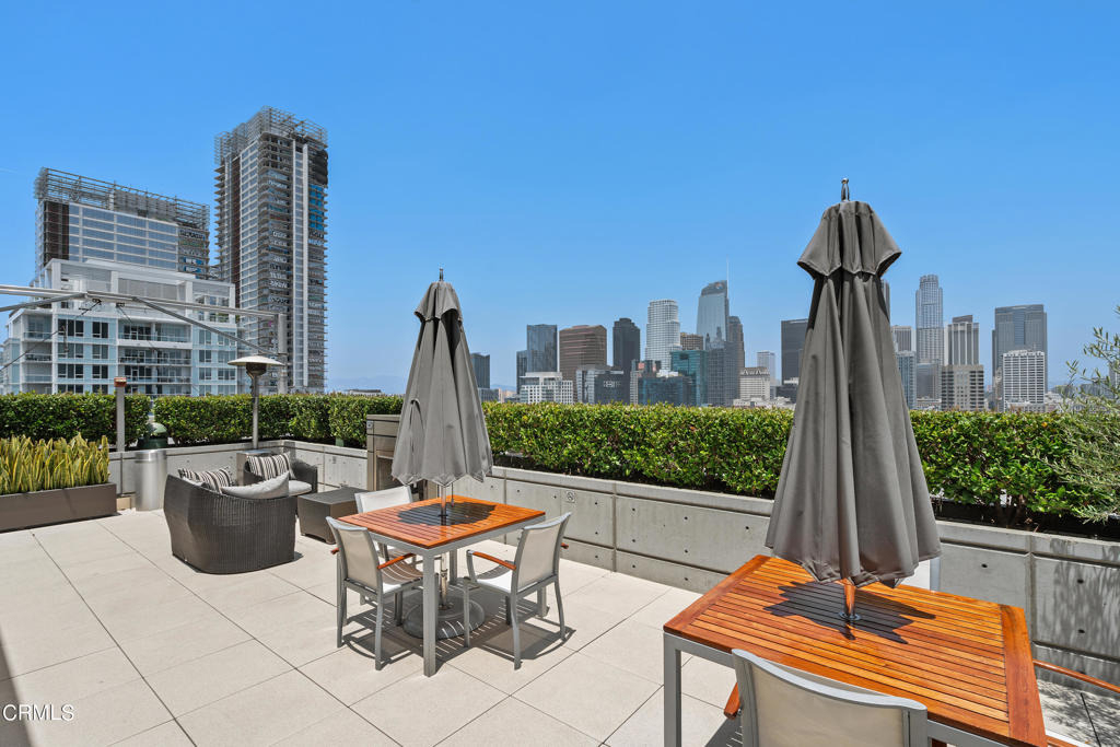 1155 S Grand Avenue - Photo 31