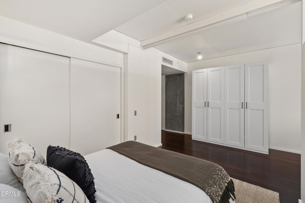 1155 S Grand Avenue - Photo 20