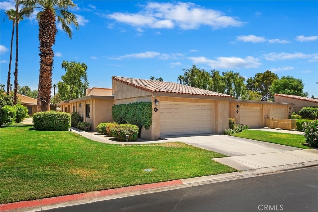 8 Valencia Drive - Photo 11