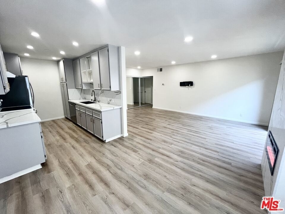 1750 Camino Palmero Street - Photo 32
