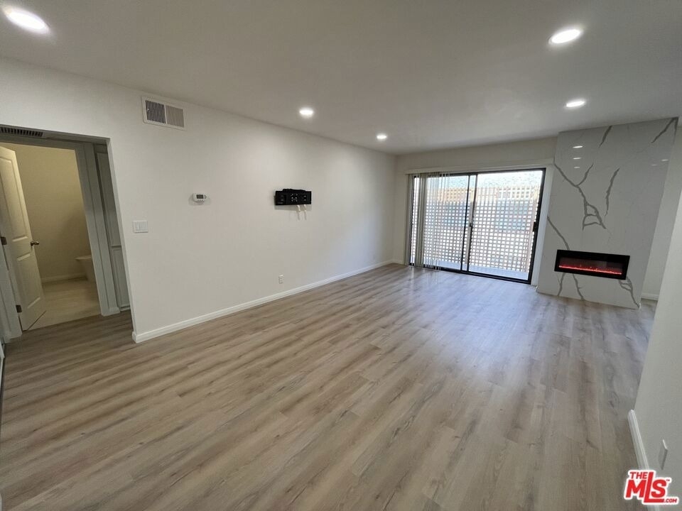 1750 Camino Palmero Street - Photo 2