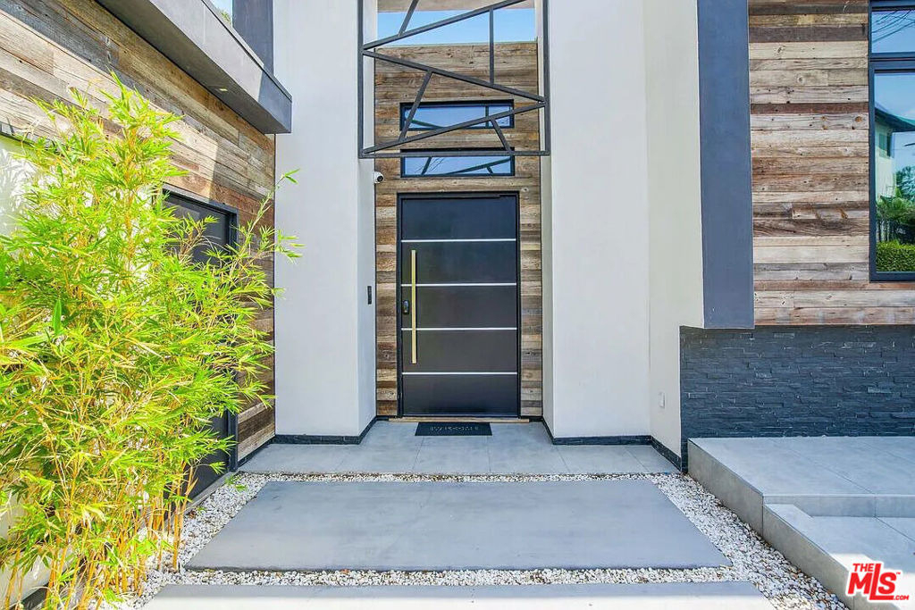 8401 Wyndham Road - Photo 11