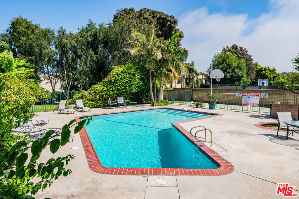 6475 Kanan Dume Road - Photo 14