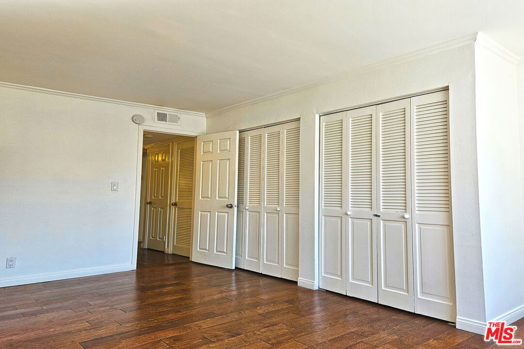 618 N Howard Street - Photo 16