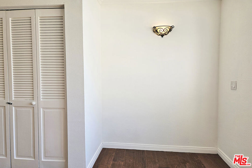 618 N Howard Street - Photo 17
