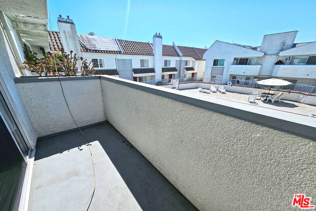 618 N Howard Street - Photo 22