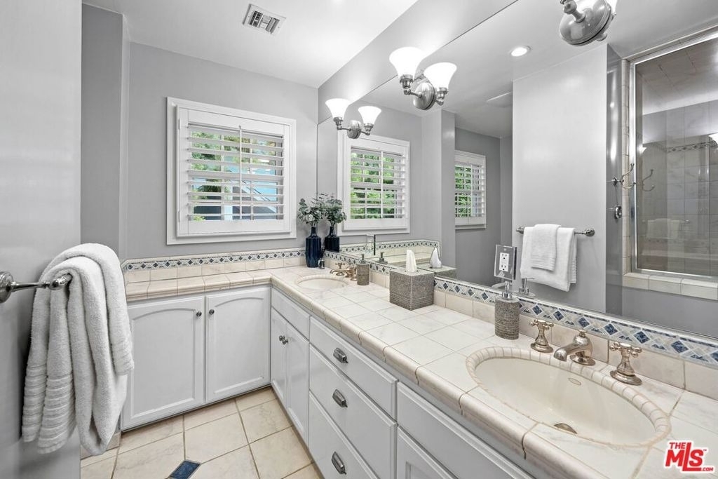 15434 Sutton Street - Photo 27