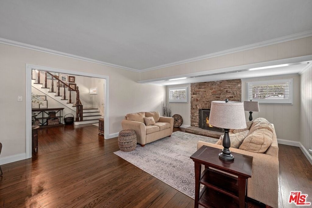 15434 Sutton Street - Photo 8
