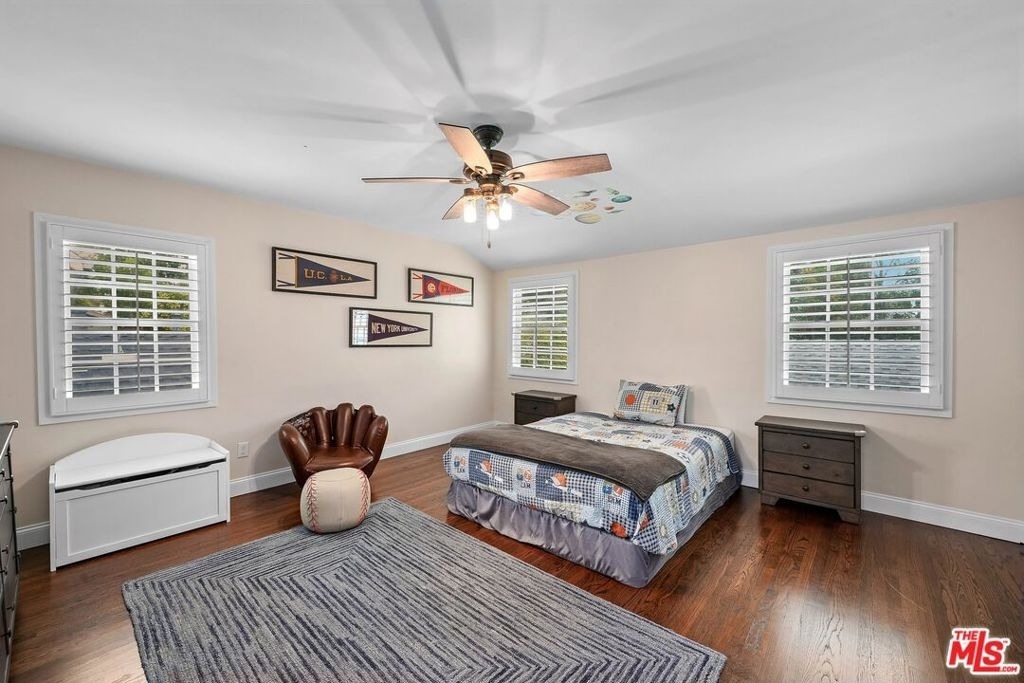 15434 Sutton Street - Photo 32