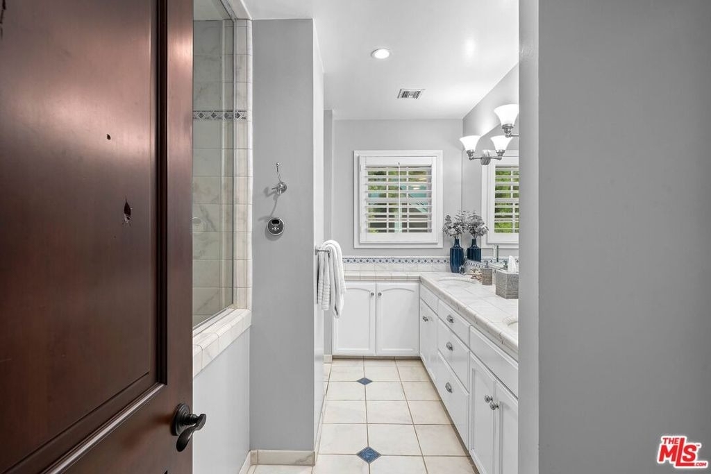 15434 Sutton Street - Photo 26