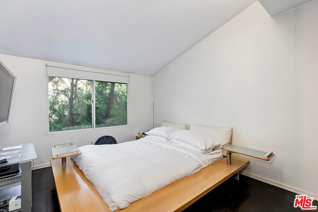 1730 Mount Olympus Drive - Photo 17