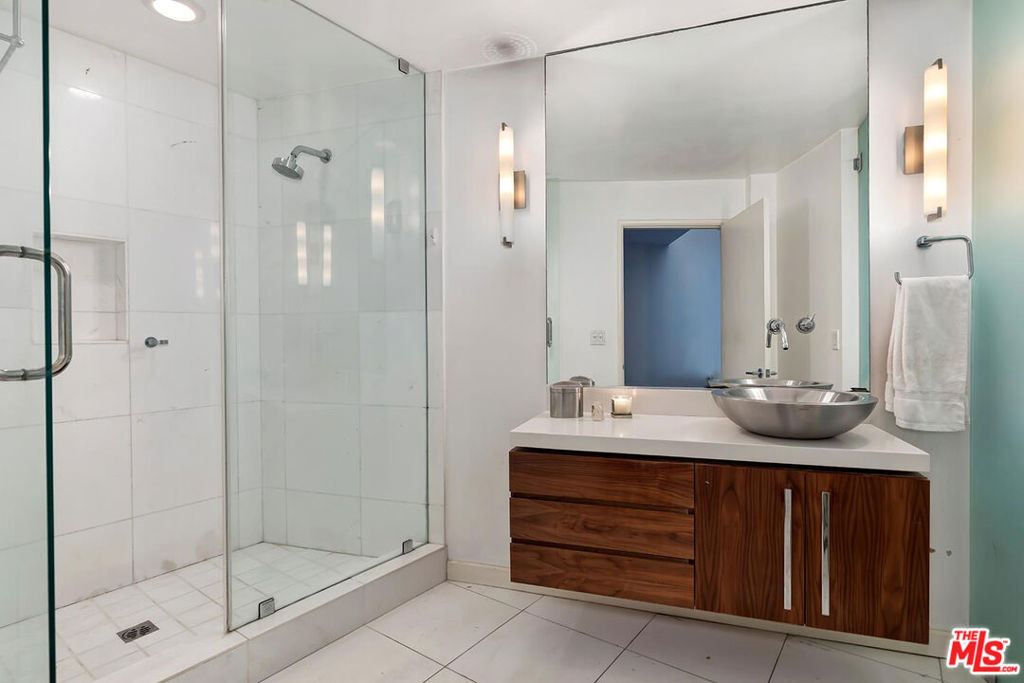 1730 Mount Olympus Drive - Photo 19