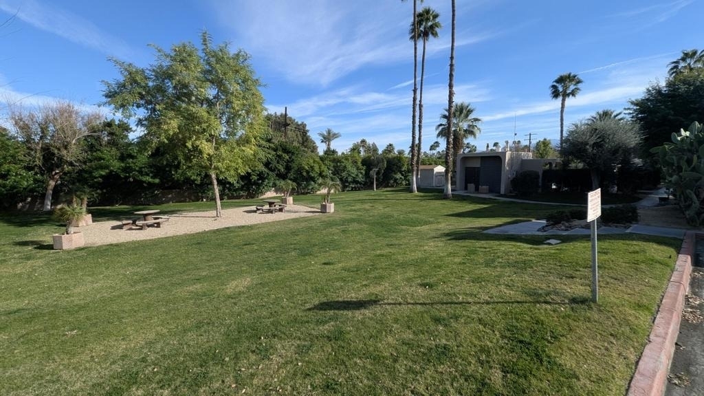 2260 N Indian Canyon Drive - Photo 30