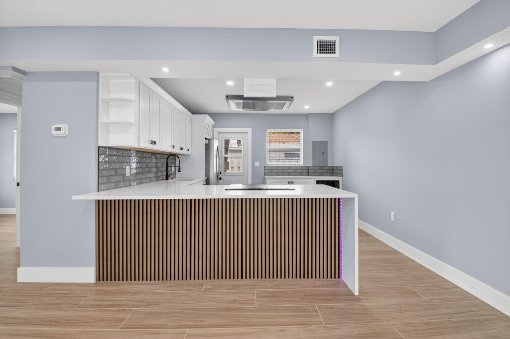 341 Se 3rd Avenue - Photo 5