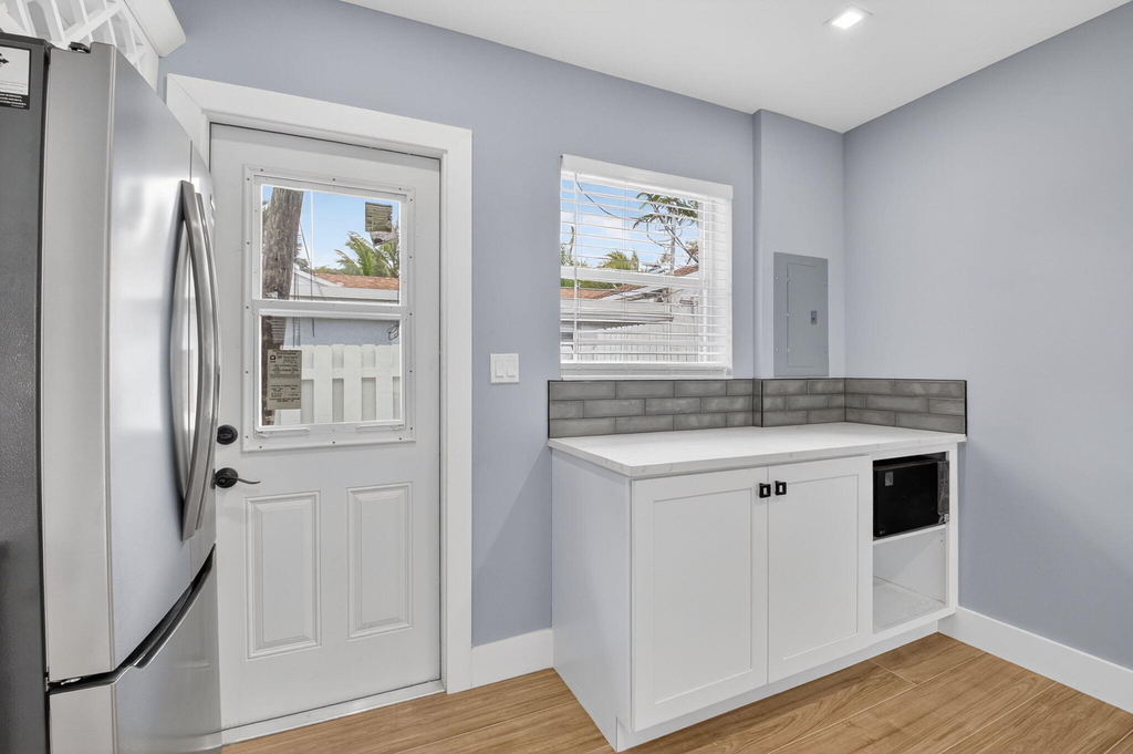 341 Se 3rd Avenue - Photo 10