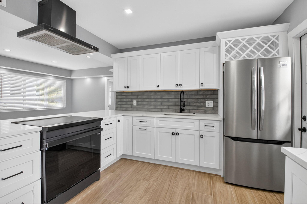341 Se 3rd Avenue - Photo 7
