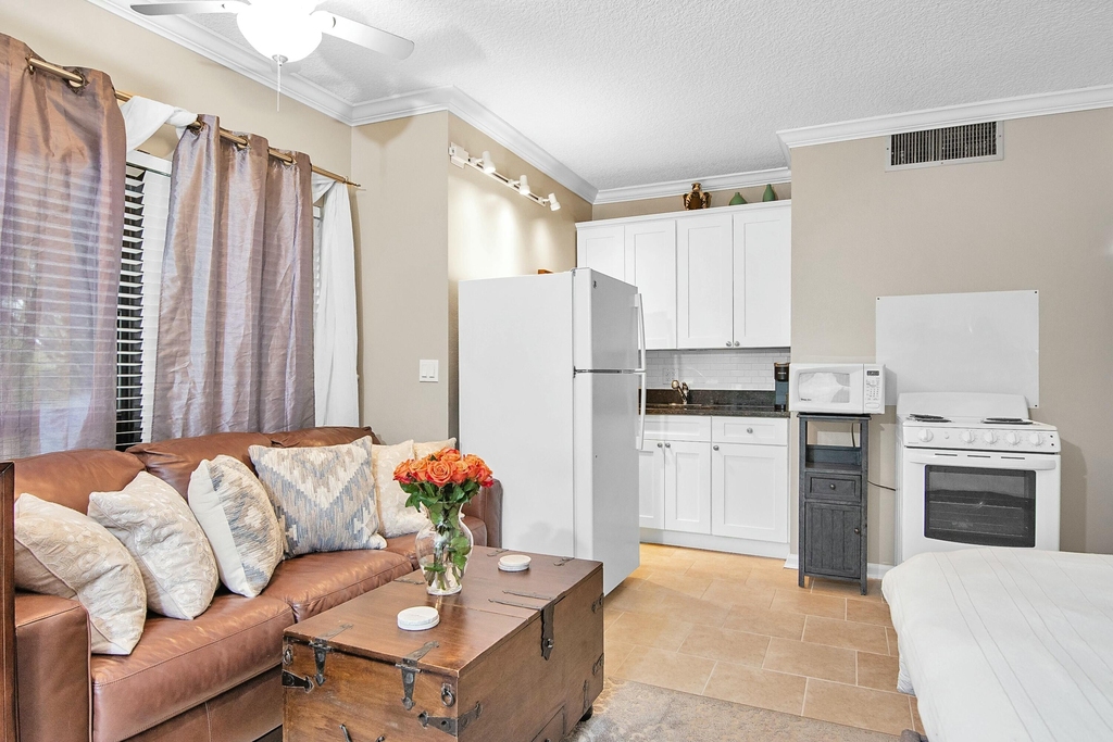 13334 Polo Club Road - Photo 2