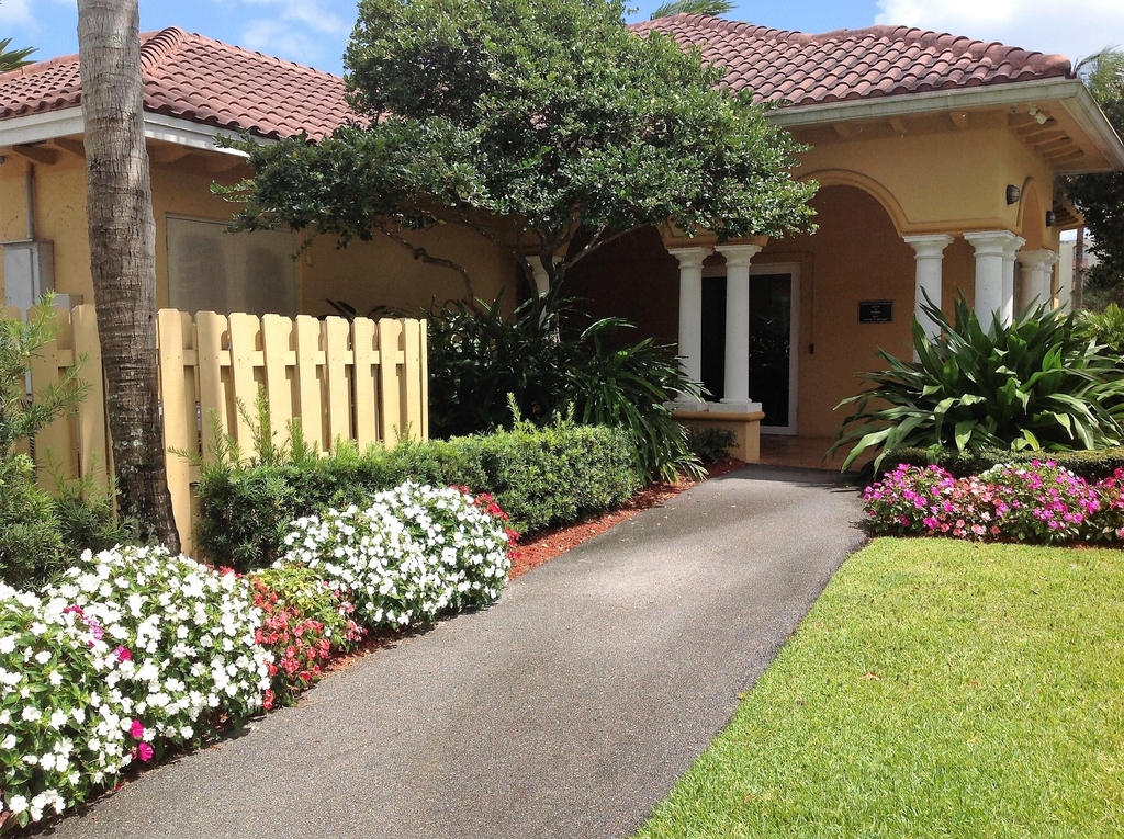 1915 Lavers Circle - Photo 18
