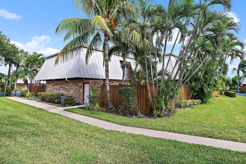 1420 Ocean Way - Photo 15