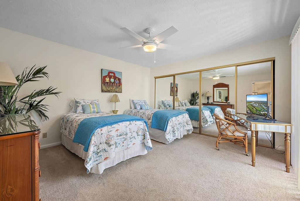 1420 Ocean Way - Photo 11