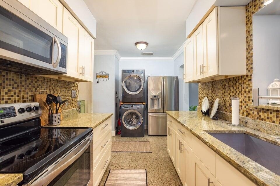 145 Se 3rd Avenue - Photo 8