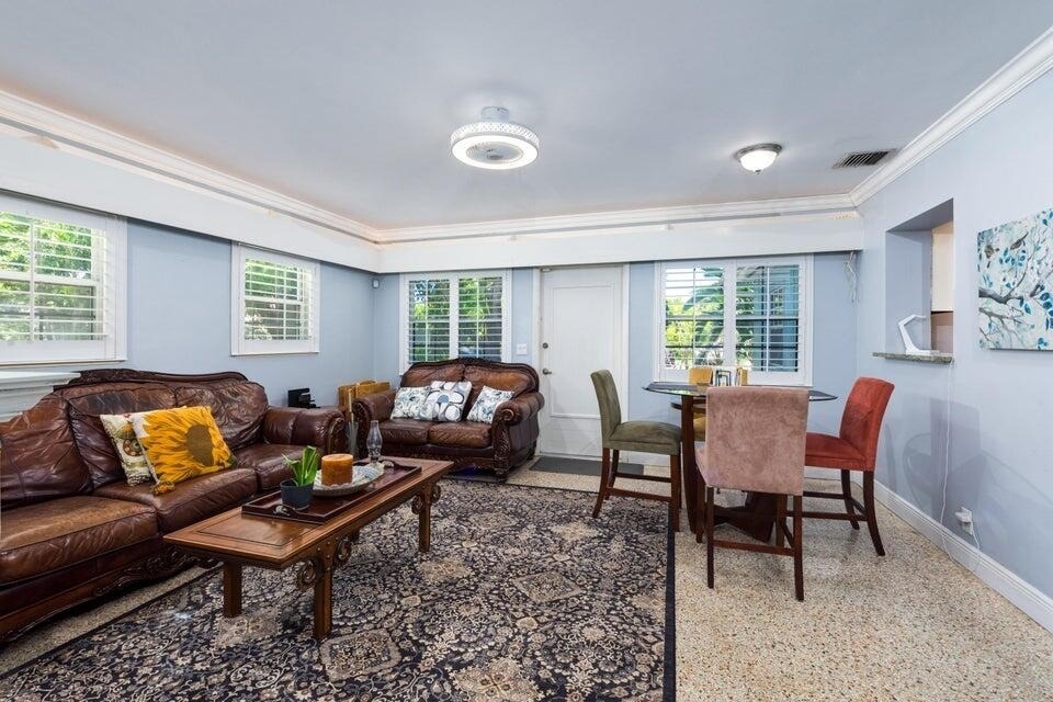 145 Se 3rd Avenue - Photo 16
