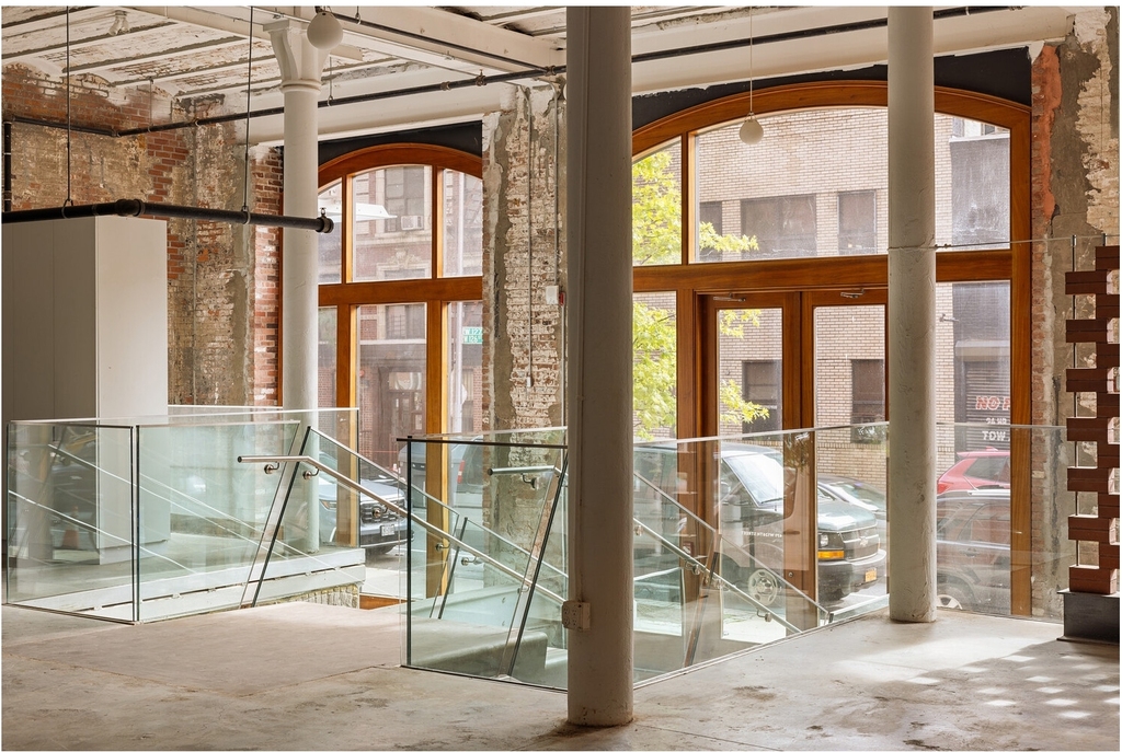 461 W 126th St - Photo 3