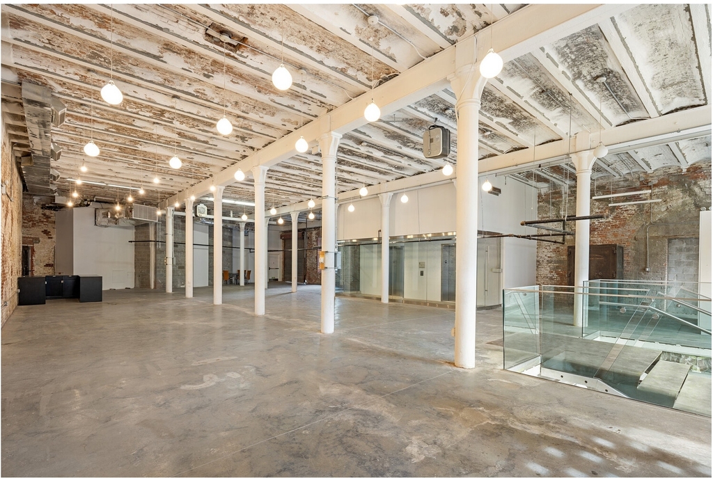 461 W 126th St - Photo 2