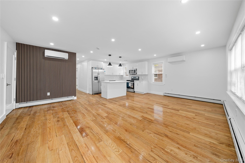 24533 147th Road - Photo 1