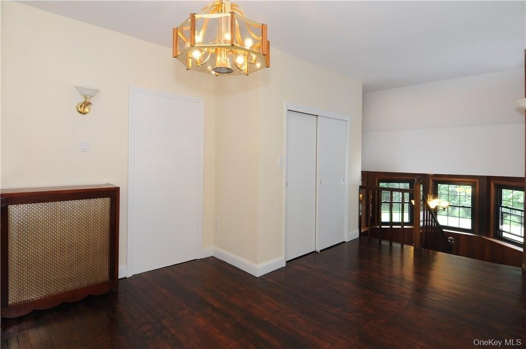 136 Harriman Road - Photo 13