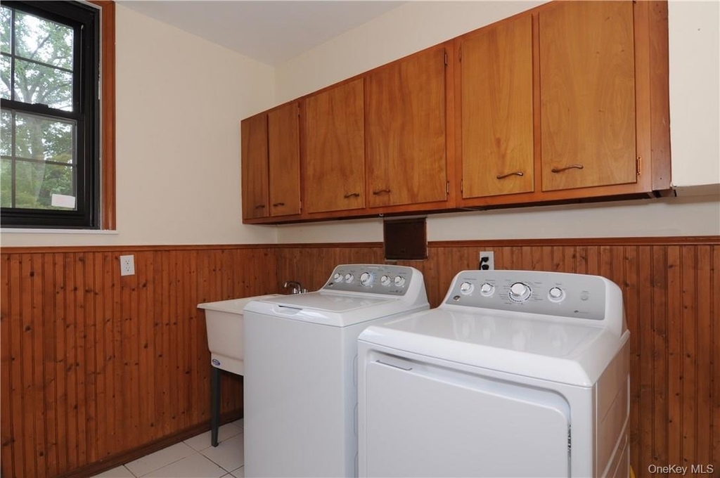 136 Harriman Road - Photo 11