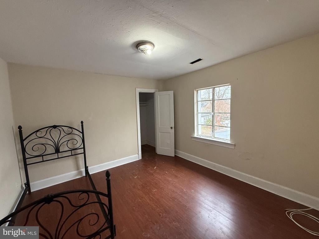 606 Stuart Street - Photo 1