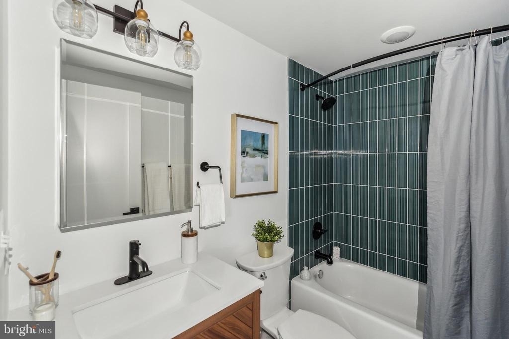 6515 Ridge Avenue - Photo 7