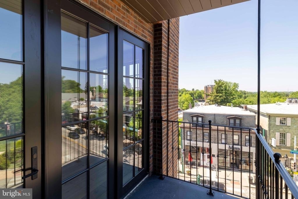8623 Germantown Unit 204 Avenue - Photo 32