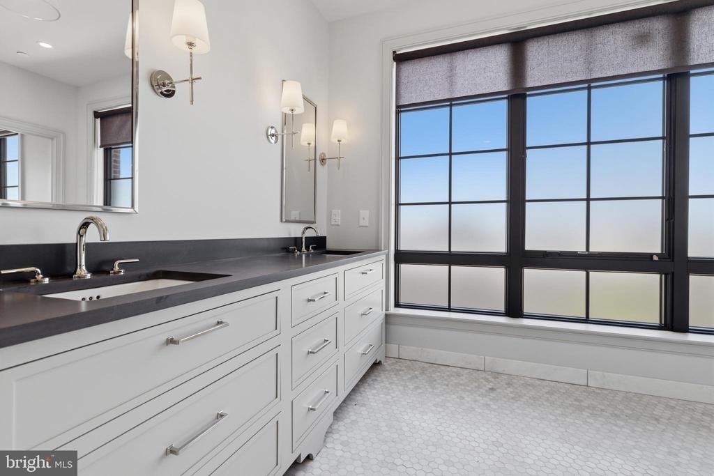 8623 Germantown Unit 204 Avenue - Photo 21