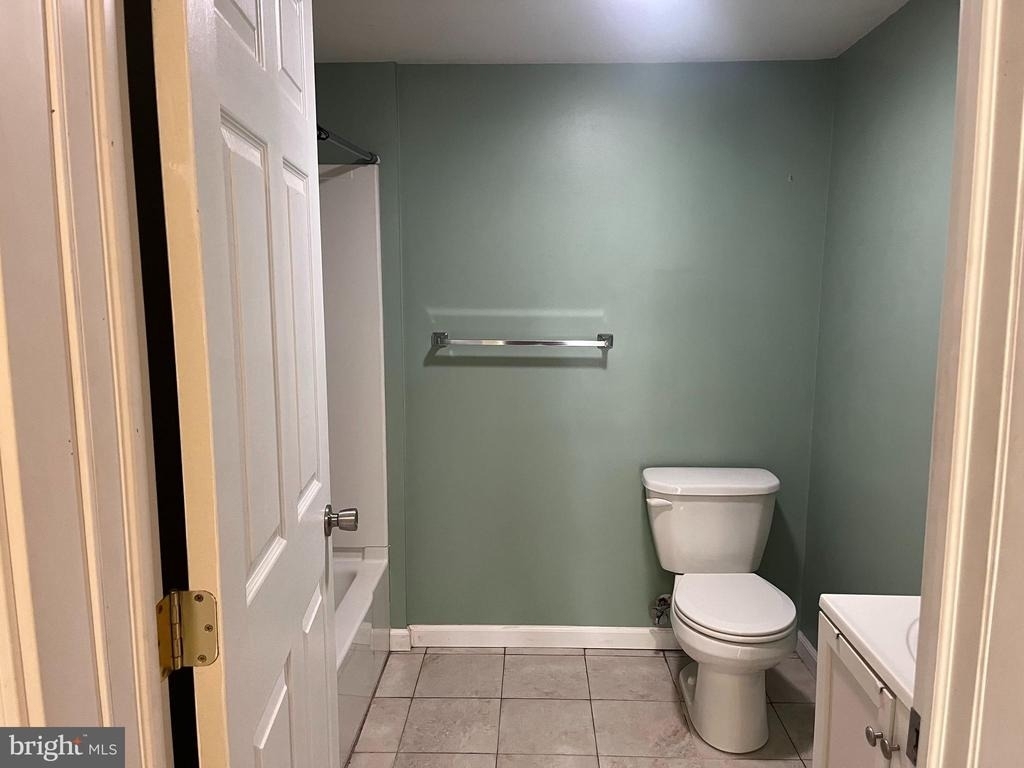 805 W Atlantic Avenue - Photo 3