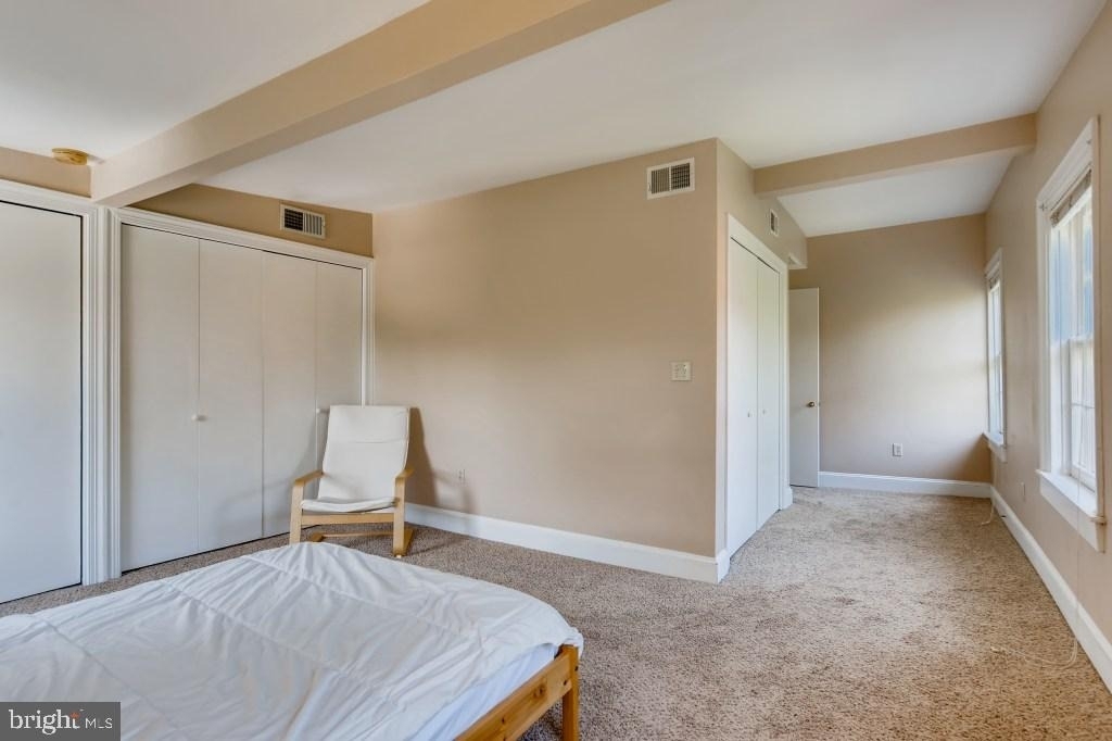 1435 Bolton Street - Photo 37