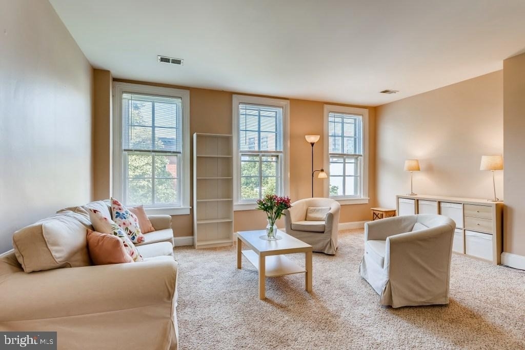 1435 Bolton Street - Photo 16
