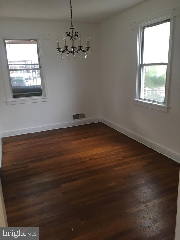 5030 South Dakota Avenue Ne - Photo 3