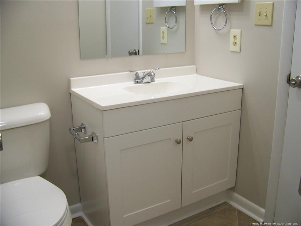 663 Bartons Landing Place - Photo 16