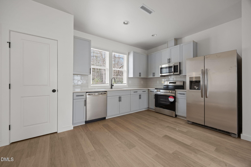 2811 Wilcox Place - Photo 21