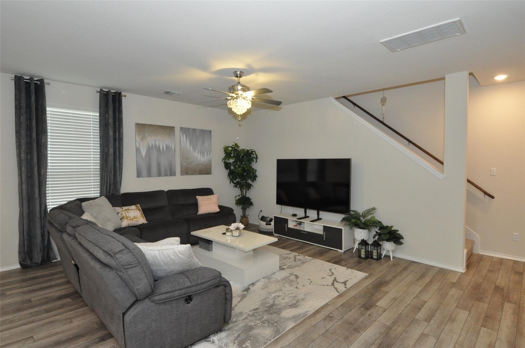 1717 T H Johnson Dr - Photo 6